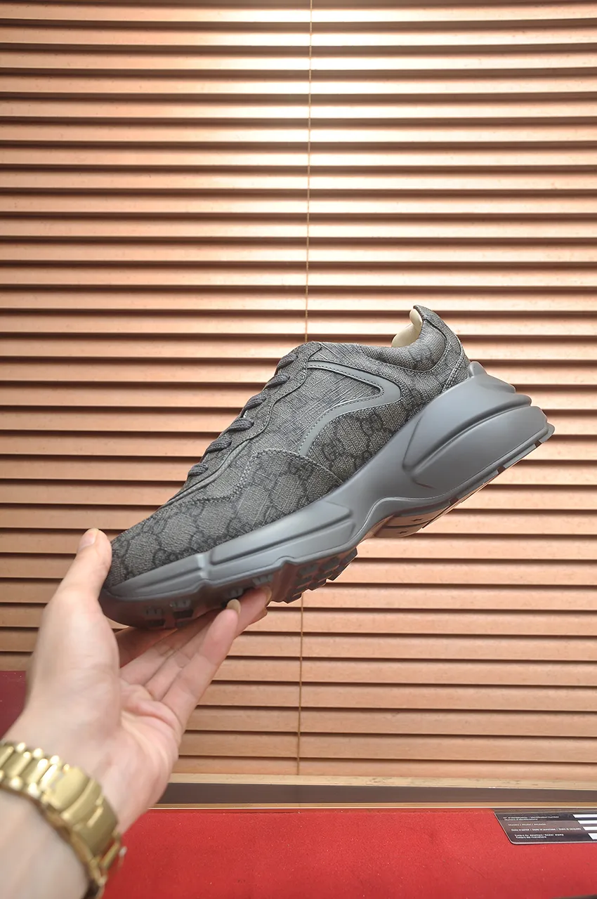 Men's shoes 💰540💶【GUCCI】 (couple style) (the highest version of Gucci's popular dad shoes. 🚹🚹2023 counter sales simultaneously ,, the upper is made of imported cowhide, comfortable sheepskin lining, great foot feel, original lightweight shock-absorbing thickened foam outsole, simple color matching, versatile and handsome, code number: 35-40 for women, 38-45 for men (45 is customized and non-returnable) "Full set of packaging, card, certificate, cloth bag, handbag"